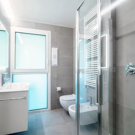 My Venini - By Myhomeincomo Διαμέρισμα Όπως