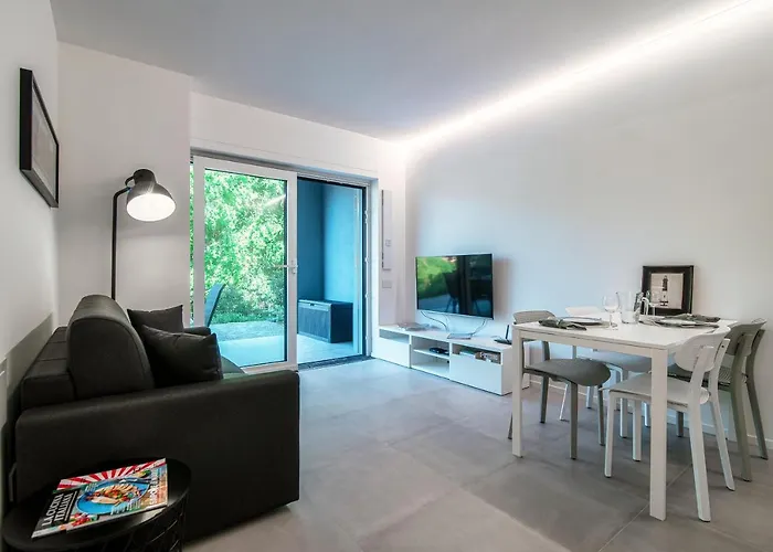 My Venini - By Myhomeincomo Apartman *