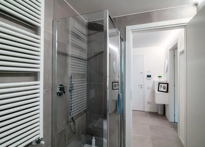 Apartment My Venini - By Myhomeincomo Como